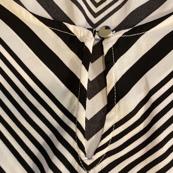Talbots long sleeve diagonal stripe career blouse. Size L. 100% polyester. - Picture 11 of 16